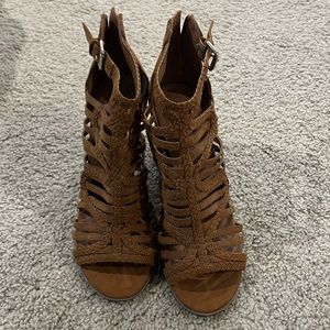 Size 8.5. Worn once.